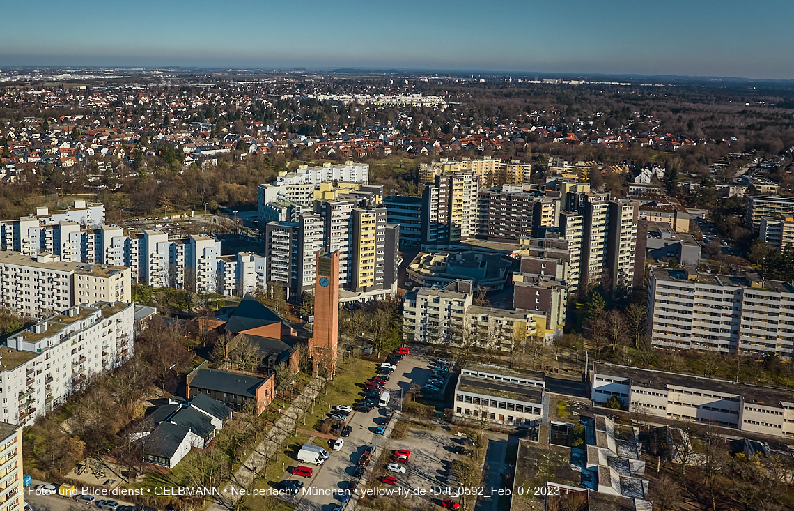 07.02.2023 - Luftbilder vom Marx-Zenrtum und Umgebung in Neuperlach